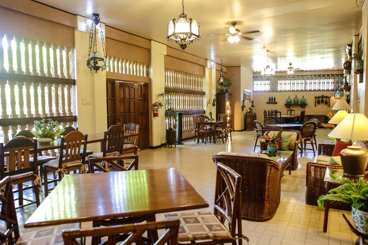 Bed and Breakfast Victoria'S Haven Dumaguete City Exterior foto