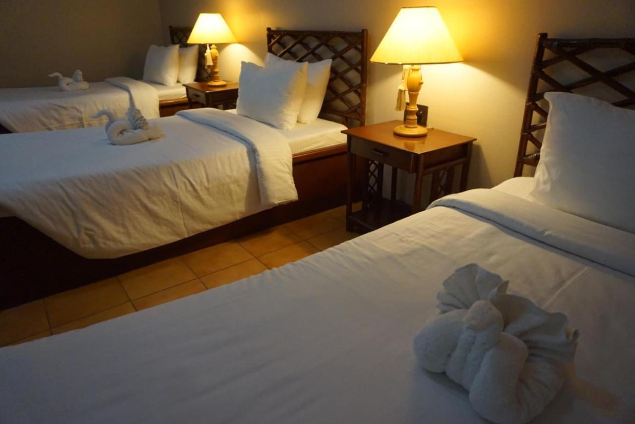 Bed and Breakfast Victoria'S Haven Dumaguete City Exterior foto